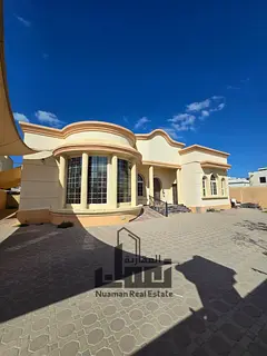 Villa for sale in Al Nakheelat with an area of 8000 sq ft, 3 bedrooms, strategic location on 36th St