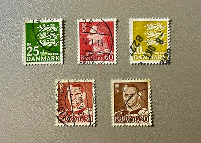 5 VINTAGE POSTAGE STAMPS OF DENMARK
