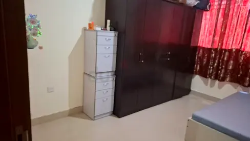 Neat Bed room available in Shabia 12 for single executive Batchelor for 2200