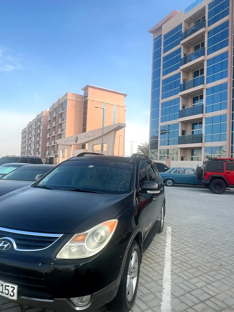 Hyundai Veracruz 2012 — photo 1 of 9