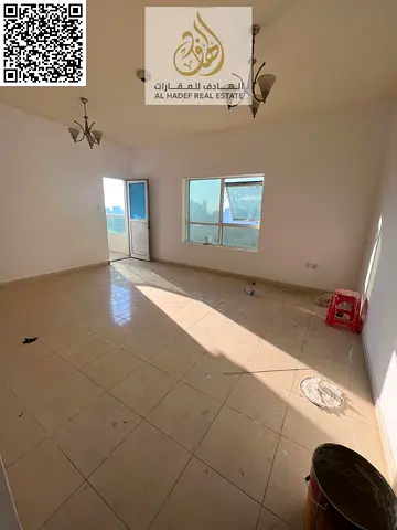 غرفتين وصاله مع جيم ومسبح وباركن مساحه كبيره فى ابراج الاورينت
