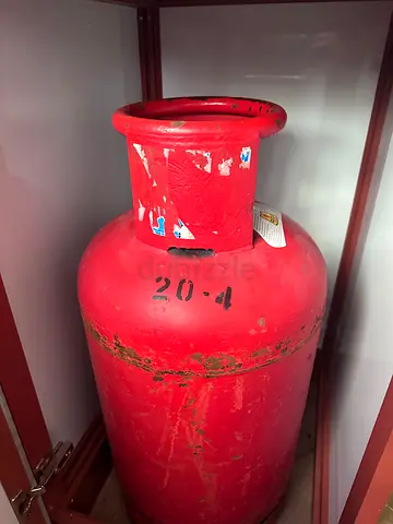 Used 20L Red Gas Cylinder - Good Condition