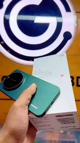 Xiaomi 17 Ultra TRA 16/512 Green UAE version with photography Kit
