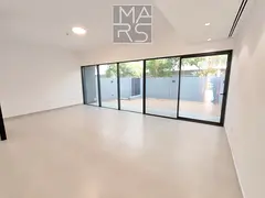 Prime Location | Middle Unit | Spacious Layout