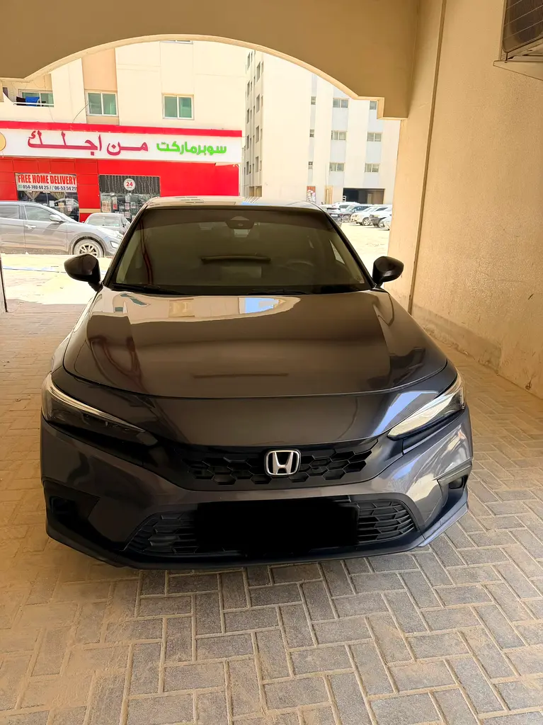 Honda Civic 2024 — photo 1 of 15