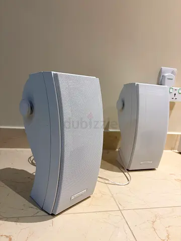 Bose 251 White Wall in/our door ceiling Speaker + Yamaha Amplifier