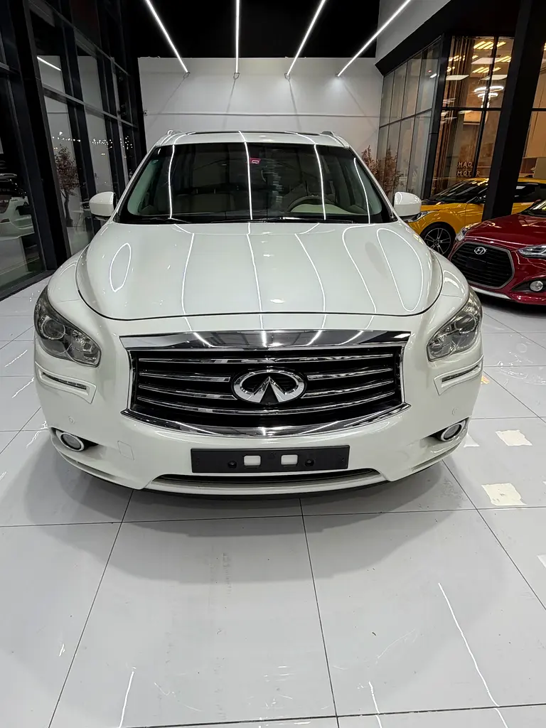 Infiniti QX60 2016 — photo 1 of 9