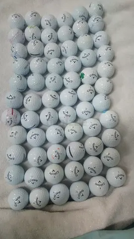 Golf balls mixed brands available good condition like new.