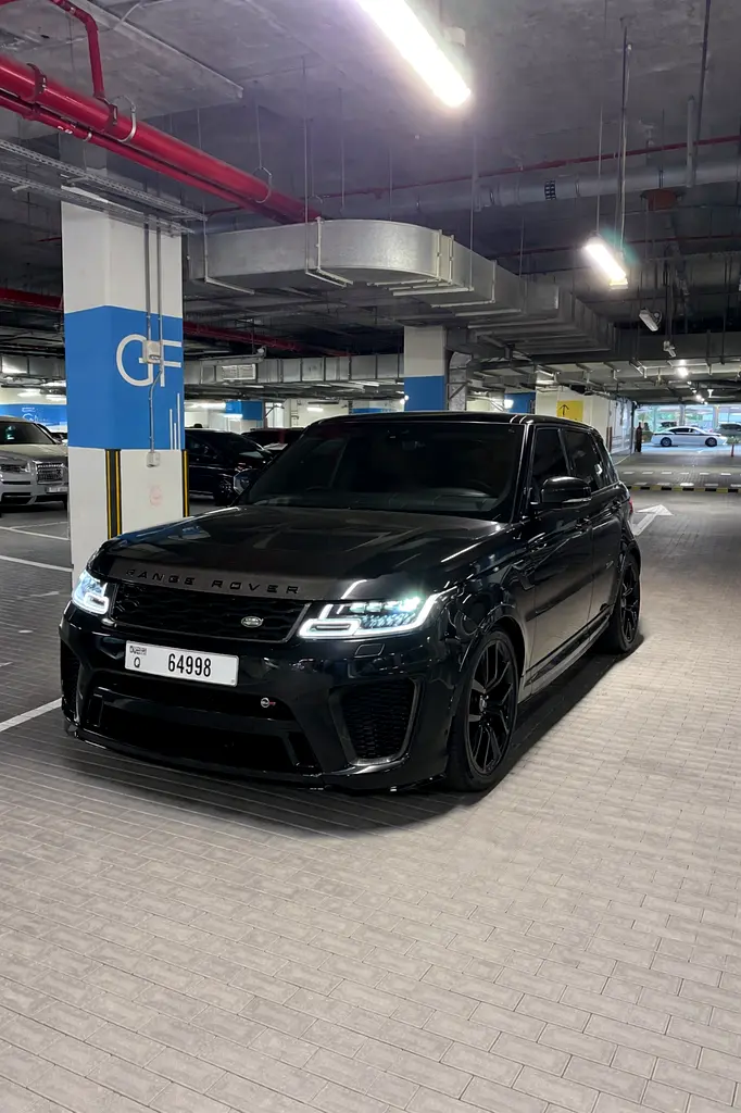 Land Rover Range Rover Sport 2022 — photo 1 of 11