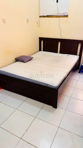 Bed and mattress
