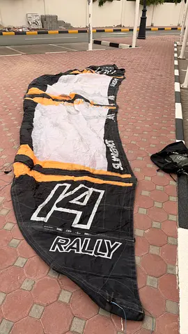 Slingshot Rally Kitesurfing Kite – Complete Set with Bag  Lines – Excellent Condition