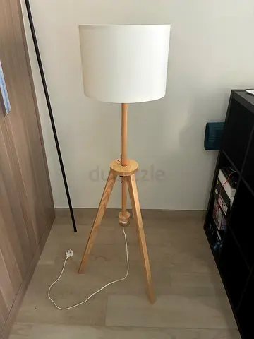 Wooden Tripod Floor Lamp with White Shade - Minimal Design