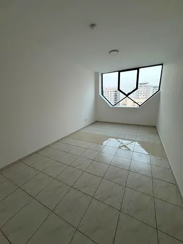 1-bedroom apartment for annual rent in Sharjah, Al Majaz 2, near Lulu Hypermarket. Central AC, central gas, 1 bathroom, close to all services.