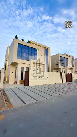 🔥 فيلا مودرن فاخرة للبيع 🔥  تملك حر لكل الجنسيات مع حق التوريث مدى الحياة! 🏡