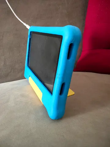 7-inch Kids Tablet with Protective Blue Foam Case