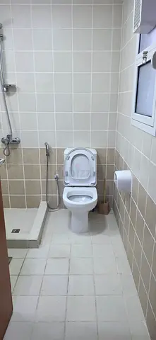 Studio,attached wash room ,executive bachelor men/ woman