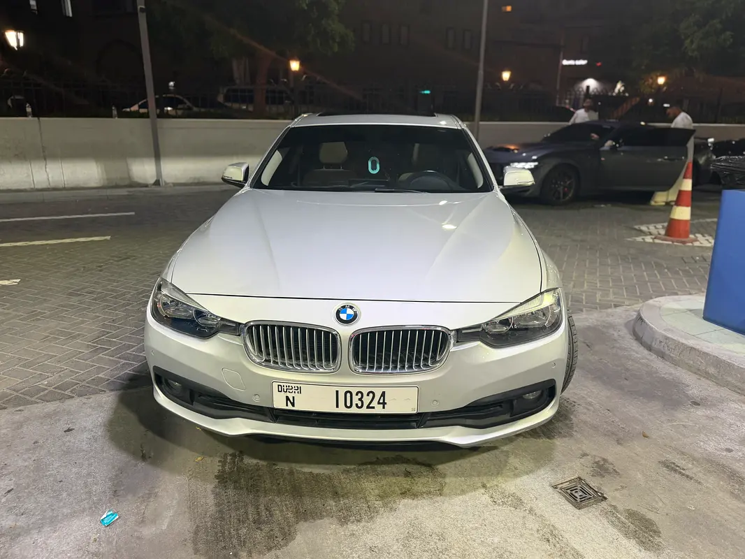 BMW 3-Series 2017 — photo 1 of 19
