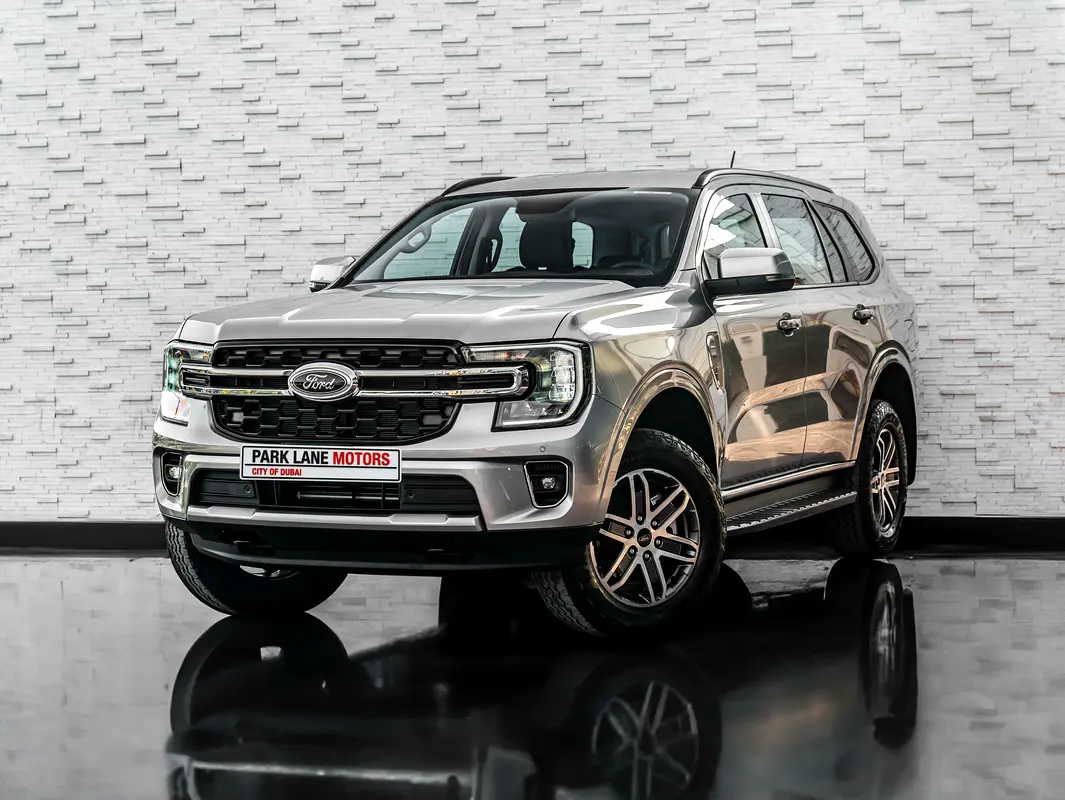 Ford Everest 2025 — photo 1 of 19