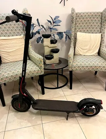 Xiaomi mi 4 scooter (negotiable)