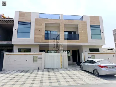 فيلا تاون هاوس للبيع ارضي+اول+روف شامل رسوم التسجيل