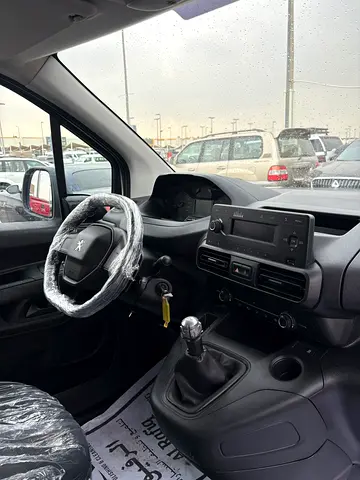 Peugeot Partner Van Short Body, миниатюра 11
