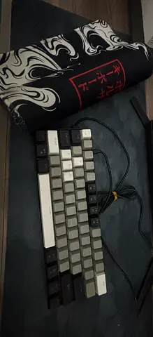 Magegee mechanical keyboard 60% included with a large mousepad