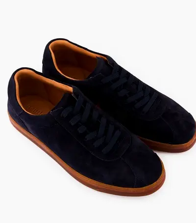 NEW GENTLE SOULS MEN SNEAKER SIZE 42 AED 250 ONLY.