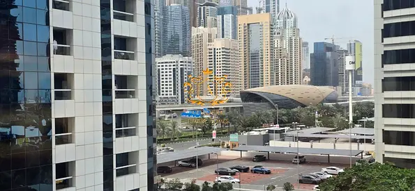Park View I Upgraded Furnished 1 Bedroom Flat I Near to Metro