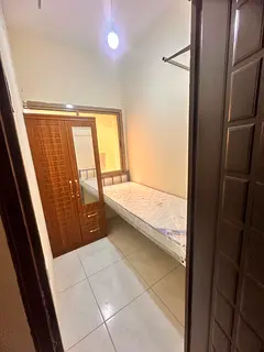 CLEAN/TIDY SINGLE PARTITION ROOM-NEAR SAFEER MARKET AND DUBAI BUS STOP