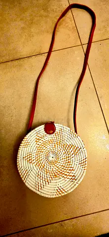 Astheshic traditional Indonesian purse