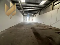 Warehouse for rent in Industrial Area 17 - main road, excellent location