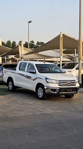 Toyota Hilux Double Cab GLX 2020 - GCC Specs - Reliable and Ready for Work!