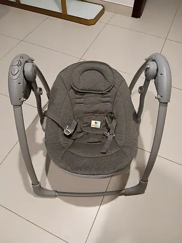 Baby swing