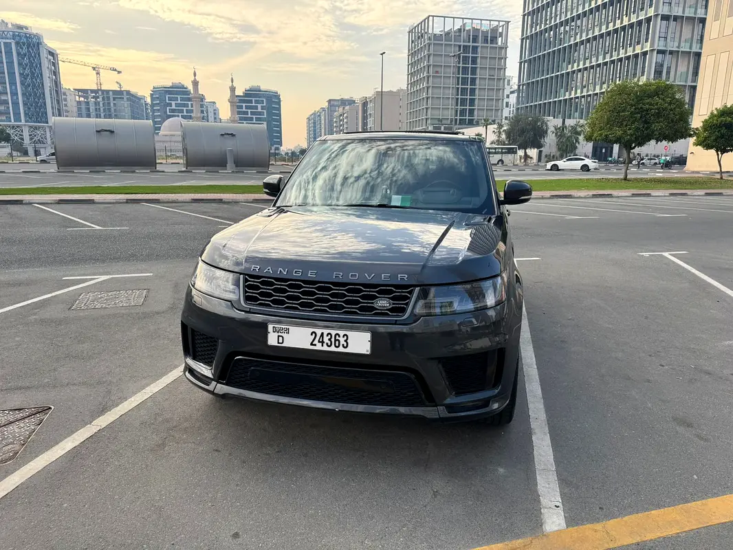 Land Rover Range Rover Sport 2021 — photo 1 of 10