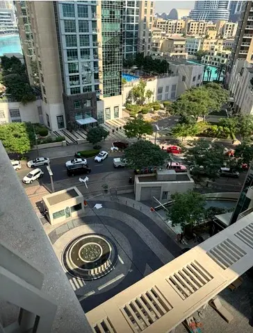 Mid floor | Boulevard View | Semi furnished | 4 cheques