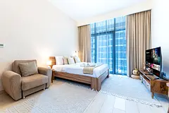 Stylish studio with Pool and Gym access.