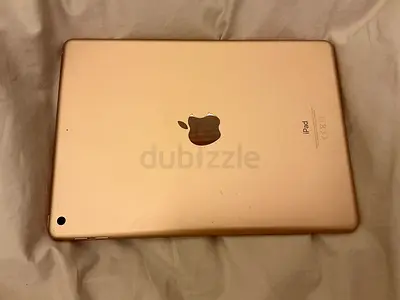 iPad gen 6 9.7 inches good working condition rose gold color fully working minor cosmetic scratches