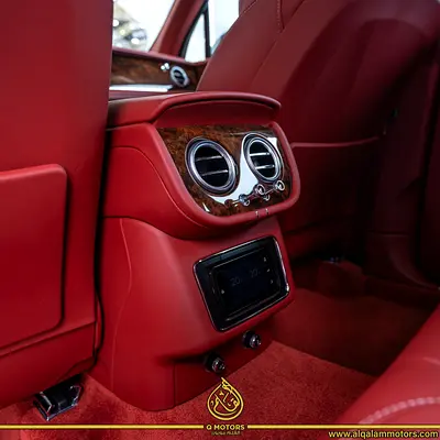 صورة مصغرة 12 لـ 2018 Bentley BENTAYGA