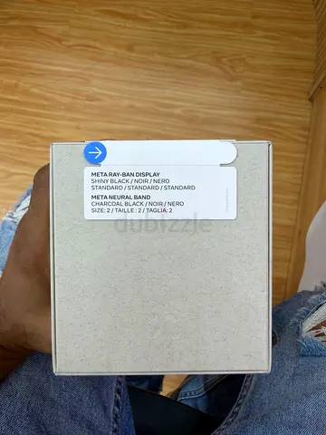 Meta Display Shiny Black Standard Size 2