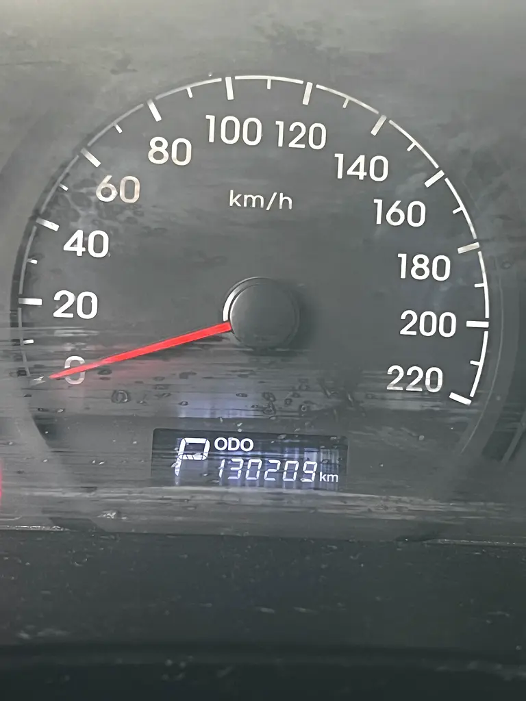 Hyundai H1 2020 — photo 1 of 2