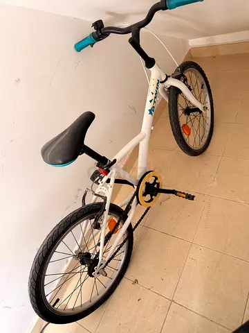 White 20-inch Kids Bicycle - Good Condition