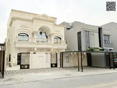 Luxury classic villa for sale – 7 master bedrooms, private internal elevator, two floors plus a sp