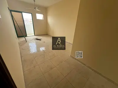 للإيجار السنوي شقة - غرفتين وصالة - مع بلكونة