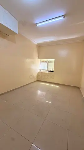 Family room available for rent in Jumeira 1