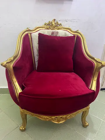 Single sofa