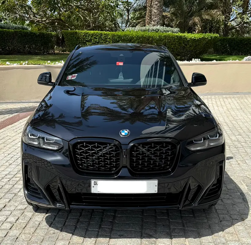 BMW X4 2022 — photo 1 of 8