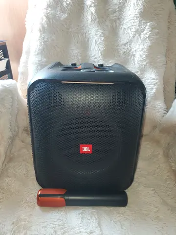 JBL Portable Bluetooth Speaker with Mic - For Karaoke - Excellent Working Condition