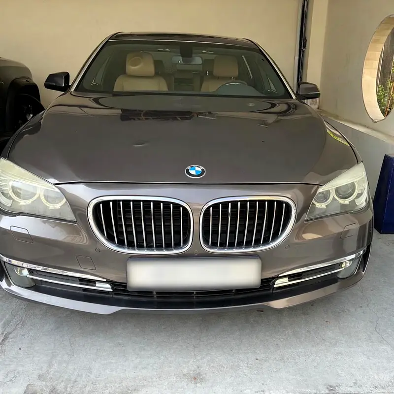 BMW 7-Series 2015 — photo 1 of 11
