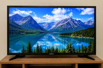 Samsung 49” LED TV – Excellent Condition