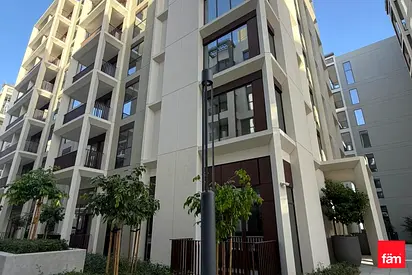 Modern 1br | Prime Waterfront Community